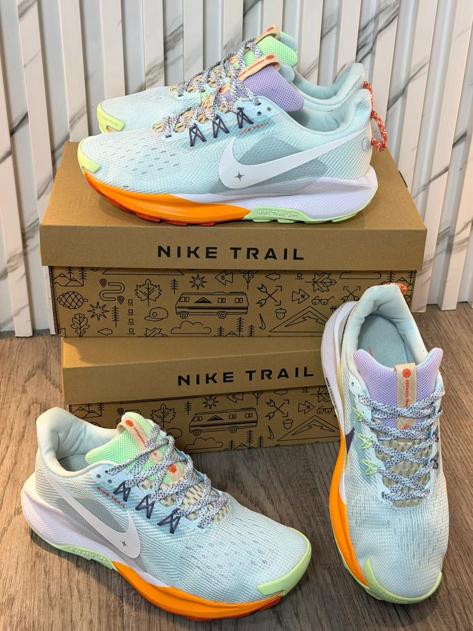 NIKE TRAIL