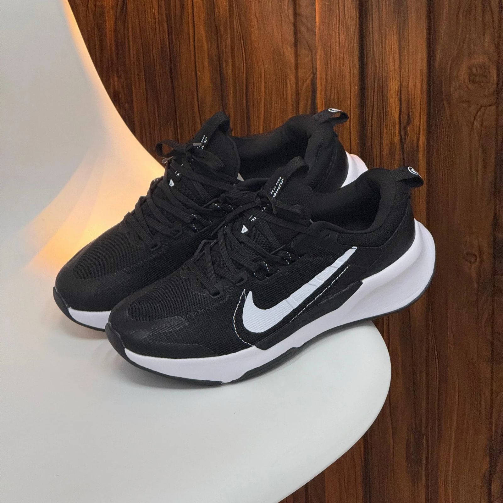 NIKE JUNIPER